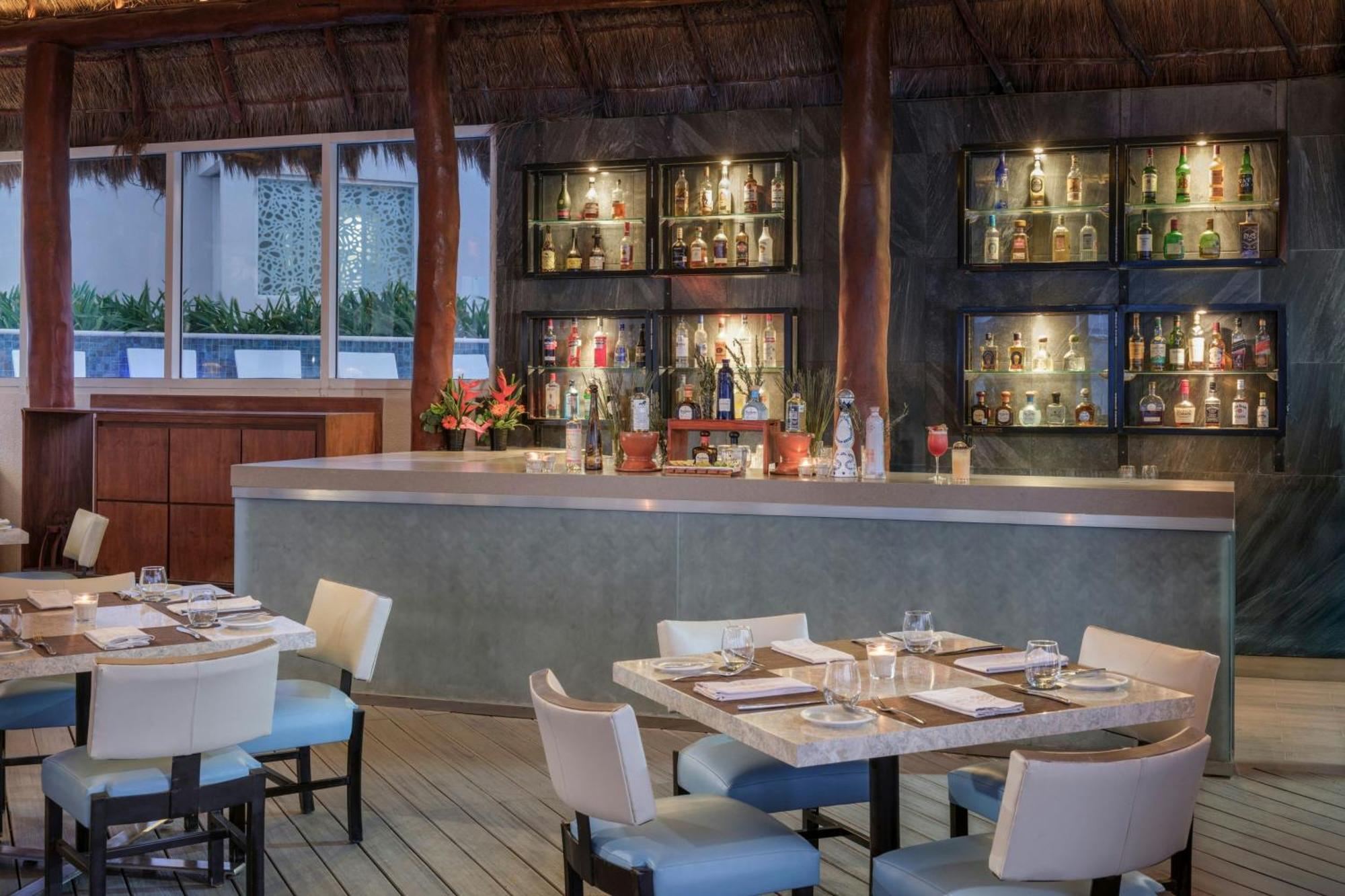 The Westin Cancun Resort Villas & Spa Esterno foto
