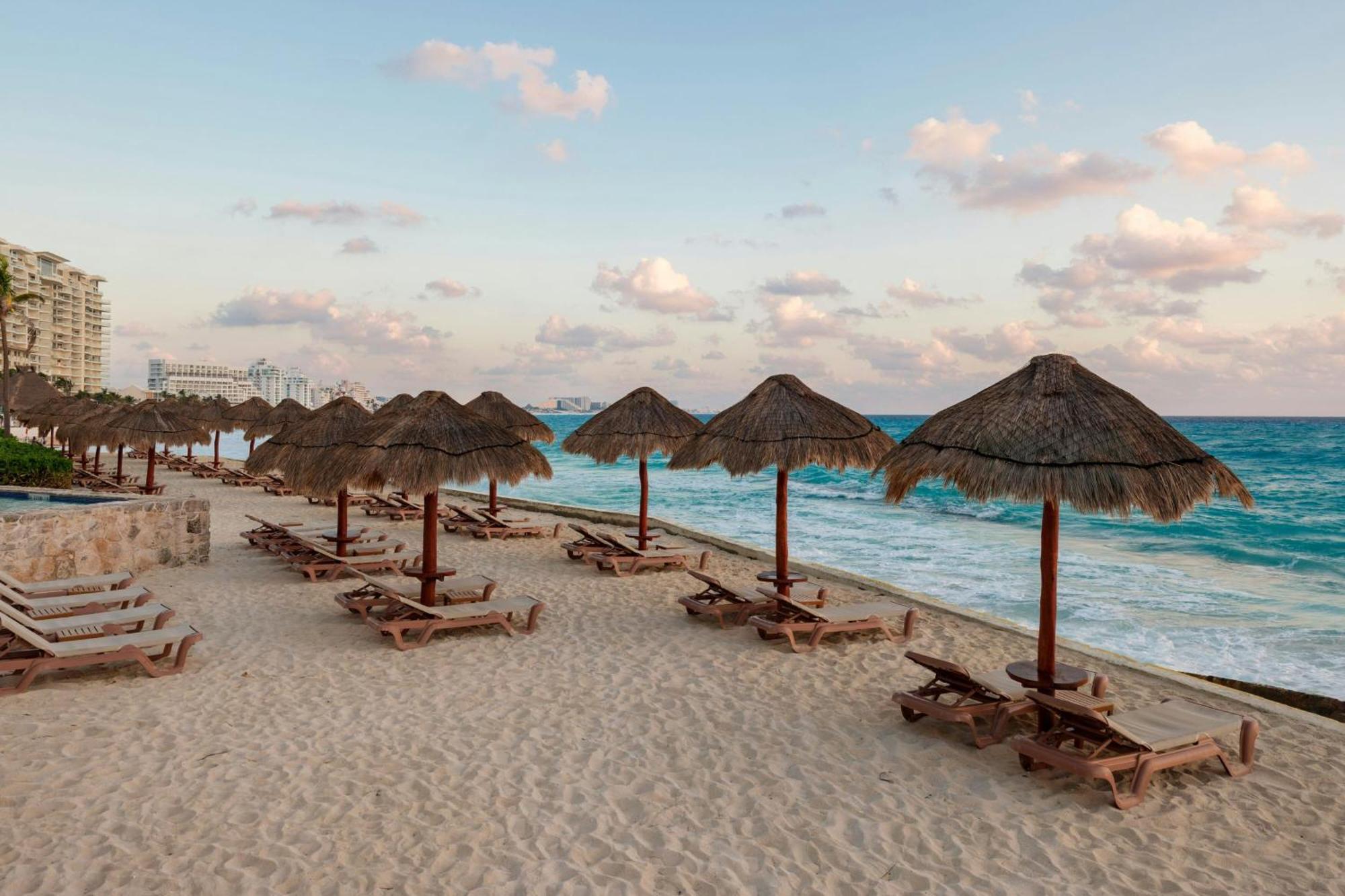 The Westin Cancun Resort Villas & Spa Esterno foto