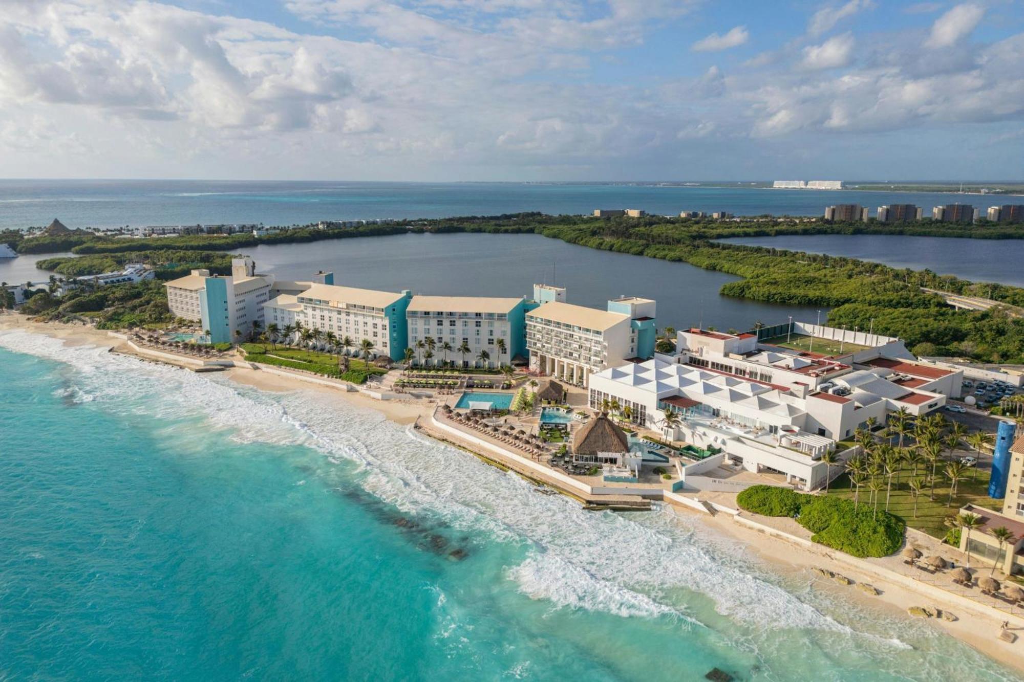The Westin Cancun Resort Villas & Spa Esterno foto